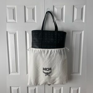 MCM Black & Gray Monogram Logo Tote Bag (medium aren tote black visetos)